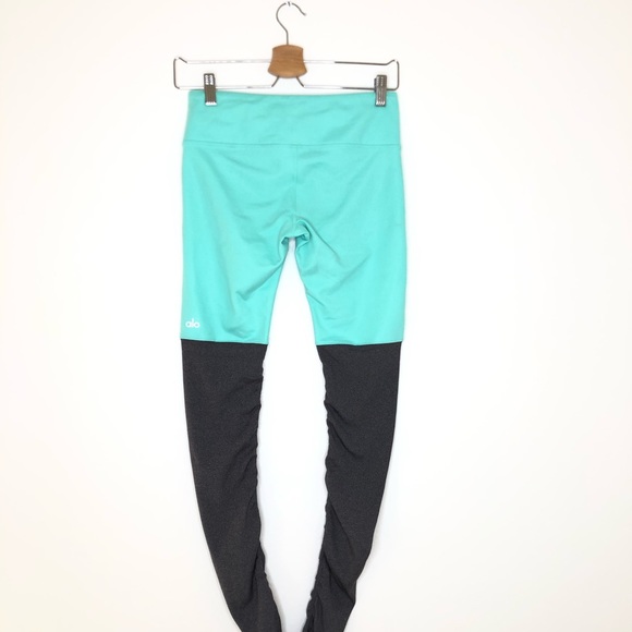 ALO YOGA GODDESS LEGGING | AGAVE/STORMY HEATHER S - Picture 4 of 11